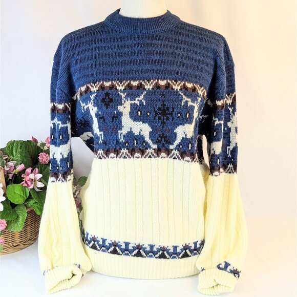 Vintage 1980s Women's Nordic Fair Isle Sweater Blue Ecru Reindeer Warm Winter - Picture 1 of 10